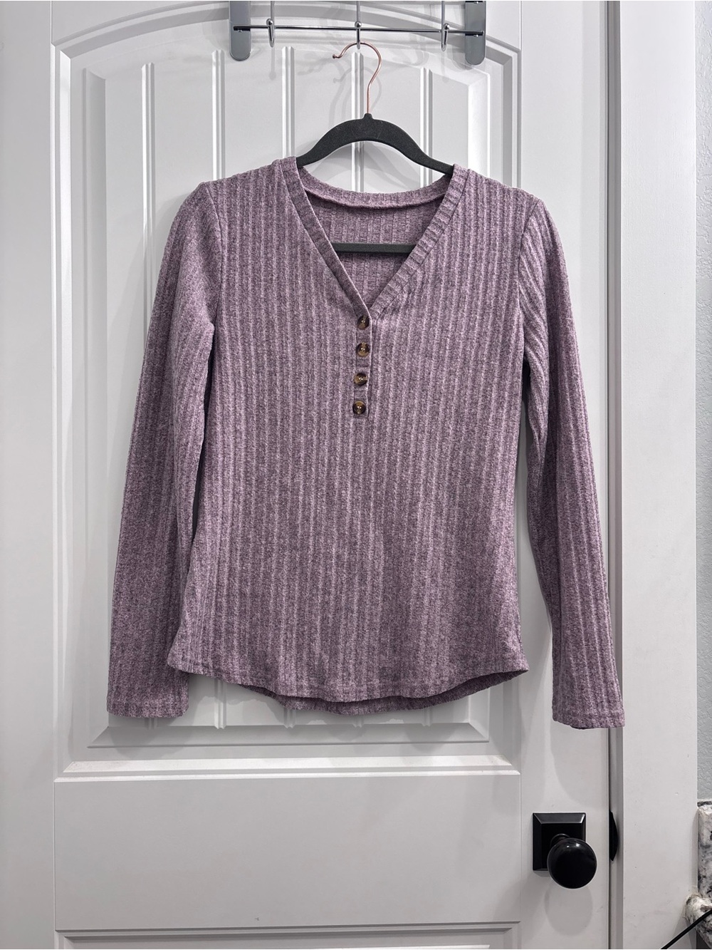Ribbed Henley Long-Sleeve Top - Mauve